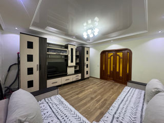 Apartament cu 3 camere, 75 m², Buiucani, Chișinău foto 6