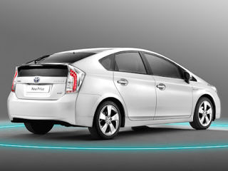 Toyota Prius plus..20..30.. piese запчасти foto 3