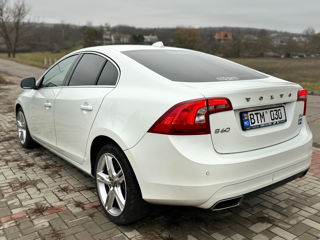 Volvo S60 foto 6