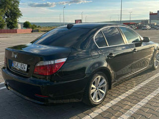 BMW 5 Series foto 9