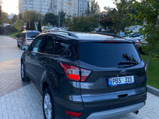 Ford Kuga foto 4