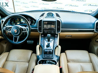 Porsche Cayenne foto 10