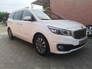 KIA Carnival foto 6