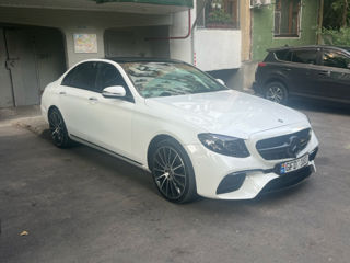 Mercedes E-Class