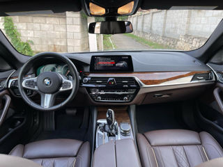 BMW 5 Series foto 5