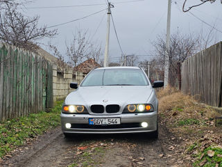 BMW 5 Series foto 9