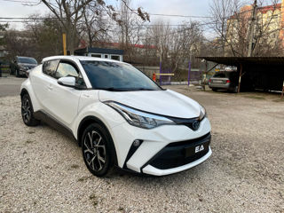 Toyota C-HR foto 2