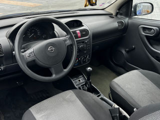 Opel Corsa foto 7