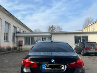 BMW 5 Series foto 3