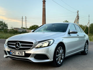 Mercedes C-Class foto 3