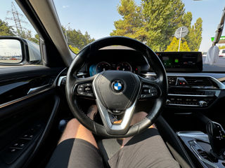 BMW 5 Series foto 8