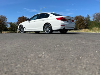 BMW 5 Series foto 3