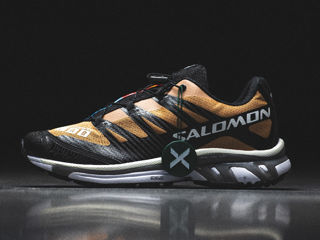 Salomon XT- 4 Beige