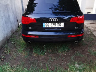 Audi Q7 foto 8