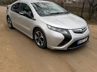 Opel Ampera