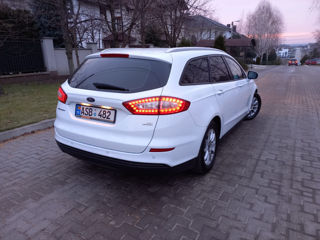 Ford Mondeo foto 6