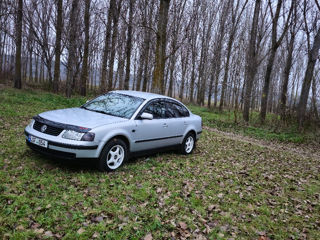 Volkswagen Passat foto 2