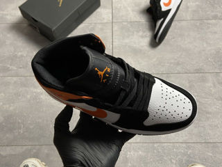 Nike Air Jordan 1 Retro High Suede Black/Orange Unisex foto 5