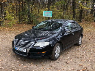 Volkswagen Passat foto 2