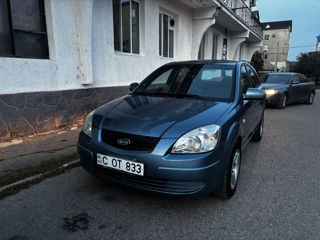 KIA Rio foto 9