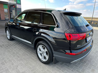 Audi Q7 e-tron foto 4