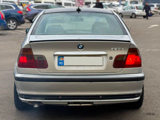 BMW 3 Series foto 7