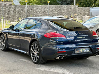 Porsche Panamera foto 4