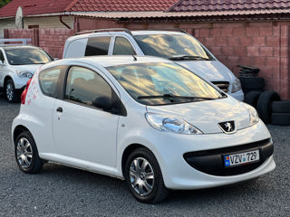 Peugeot 107 foto 3