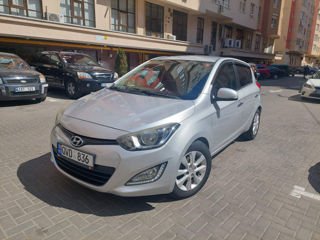 Hyundai i20 foto 2