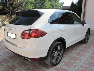 Porsche Cayenne foto 2