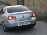 Volkswagen Passat foto 3