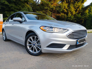 Ford Fusion foto 4