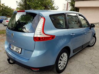 Renault Scenic foto 2