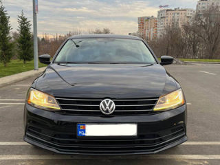 Volkswagen Jetta foto 4