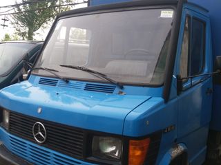 Mercedes 410D foto 1