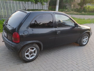 Opel Corsa foto 4