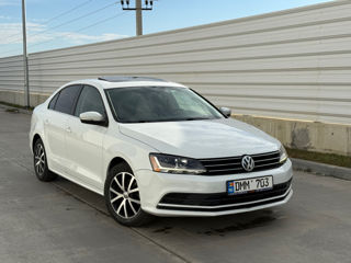 Volkswagen Jetta foto 2