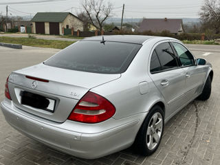 Mercedes E-Class foto 9