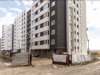 Apartament cu 2 camere, 64 m², Durlești, Chișinău foto 3