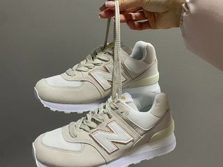 beige and gold new balance