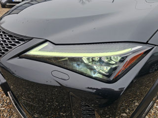 Lexus UX foto 9