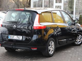 Renault Grand Scenic foto 3