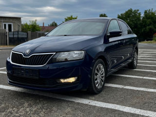 Skoda Rapid foto 1