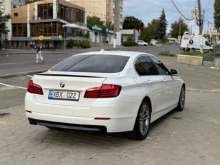 BMW 5 Series foto 5