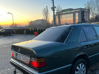 Mercedes E-Class foto 7