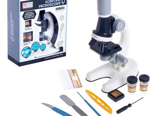 Микроскоп с подсветкой.