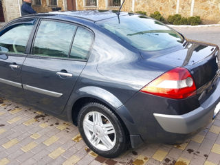 Renault Megane foto 3