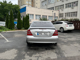 Mercedes E-Class foto 3