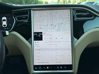 Tesla Model S foto 13