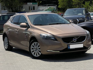 Volvo V40 foto 4